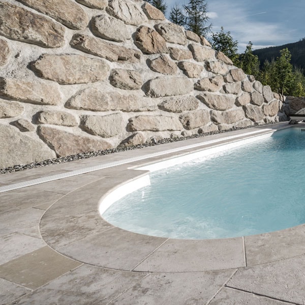 30mm Grano Mix Antique French Pattern Tumbled Paver 8534