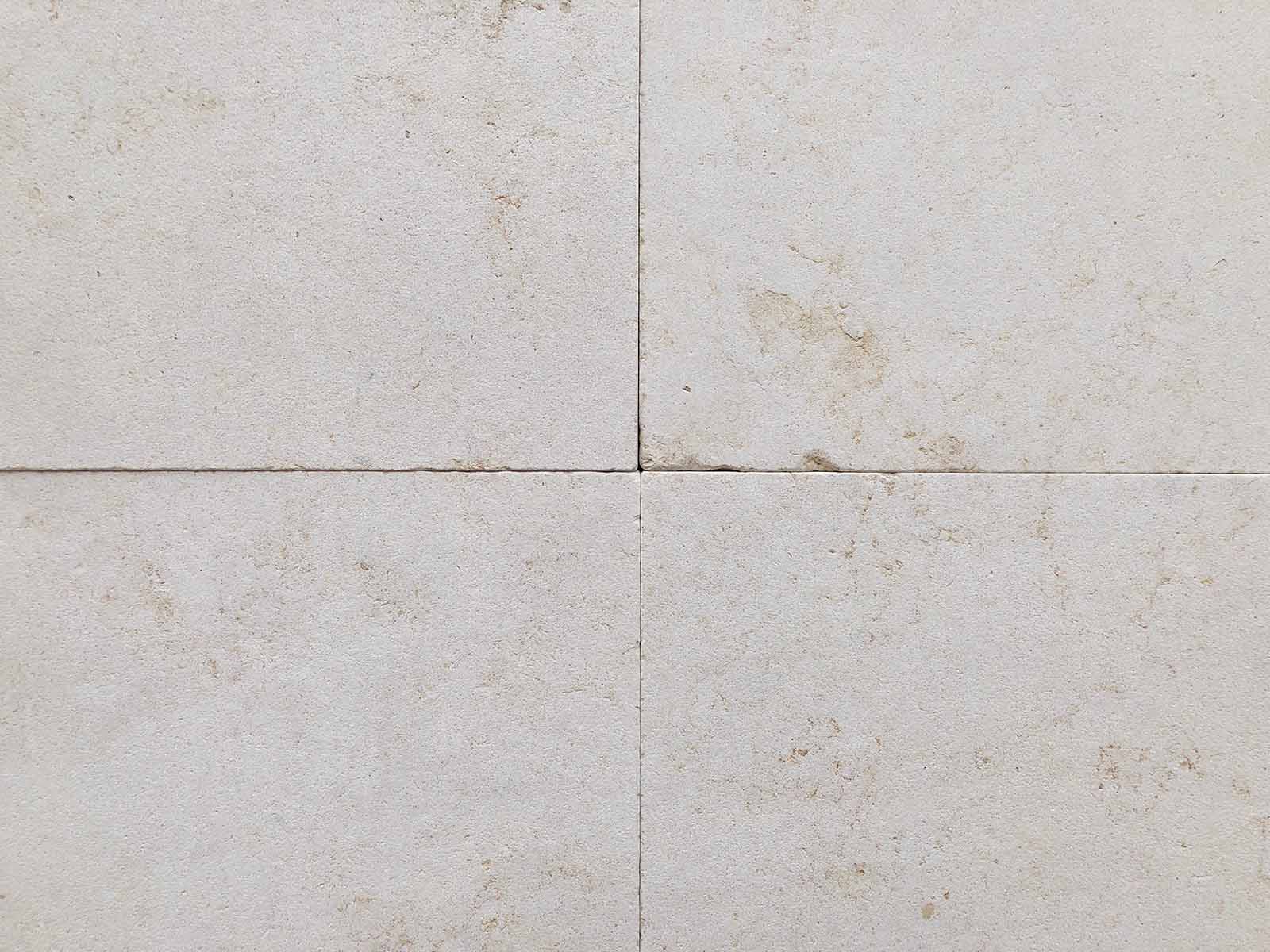 Bronte Gold Sandblasted Tumbled Limestone Tile 8525